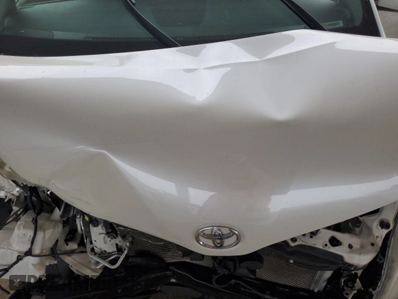 2016 Toyota Sienna XLE with VIN 5TDYK3DC8GS729616, listed as a Copart auction lot 59748995 with 144,469 mi miles and Salvage title. Bid and sale history available at DreamBid. Image 12.