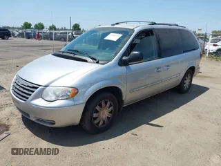 2007 Chrysler Town & Country Touring with VIN 2A8GP54L27R358317, listed as a IAAI auction lot 42492735 with 138,165 mi miles and . Bid and sale history available at DreamBid. Image 2.