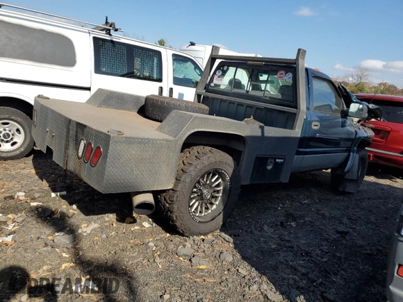 1996 Dodge 2500 with VIN 1B7KF26C1TS664899, listed as a Copart auction lot 73709724 with 200,525 mi miles and Salvage Title. Bid and sale history available at carsss.com. Image 3.