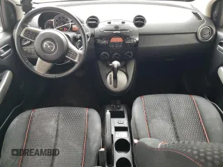 2014 Mazda 2 Touring z VIN JM1DE1LY9E0175946, wystawiony jako Copart lot #55459255 z przebiegiem 109 494 mil mil oraz Szkoda całkowita • Salvage title. Historia ofert i sprzedaży dostępna na DreamBid. Obrazek 8.