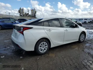 2019 Toyota Prius L Eco with VIN JTDKARFU5K3070924, listed as a Copart auction lot 48743965 with 111,916 mi miles and Salvage Title. Bid and sale history available at carsss.com. Image 3.