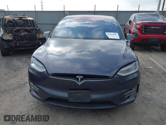 2016 Tesla Model X P90D with VIN 5YJXCAE45GF001485, listed as a IAAI auction lot 41994096 with 88,103 mi miles. Bid and sale history available at carsss.com. Image 12.