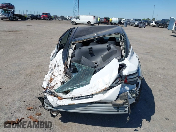 2024 Nissan Sentra SR with VIN 3N1AB8DV7RY361640, listed as a IAAI auction lot 42032715 with 9,494 mi miles and . Bid and sale history available at DreamBid. Image 6.