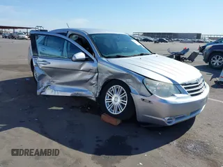 2007 Chrysler Sebring Touring z VIN 1C3LC56R37N519150, wystawiony jako IAAI lot #42181382 z przebiegiem 106 977 mil mil oraz . Historia ofert i sprzedaży dostępna na DreamBid. Obrazek 1.