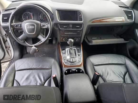 2010 Audi Q5 Premium Plus z VIN WA1LKAFP7AA098807, wystawiony jako Copart lot #50611125 z przebiegiem 202 108 mil mil oraz Czysty tytuł • Clean title. Historia ofert i sprzedaży dostępna na DreamBid. Obrazek 8.