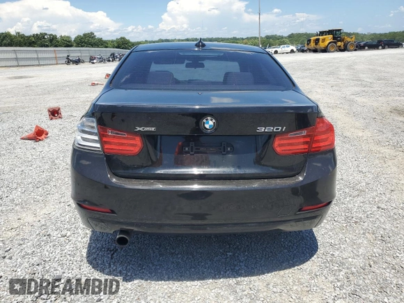 2013 BMW 3 Series 320i xDrive with VIN WBA3C3C54DF981575, listed as a Copart auction lot 65572755 with 130,468 mi miles and Clean title. Bid and sale history available at DreamBid. Image 6.