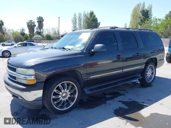 2005 Chevrolet Suburban Z71 with VIN 3GNFK16Z35G126718, listed as a IAAI auction lot 42084280 with 237,875 mi miles. Bid and sale history available at carsss.com. Image 2.