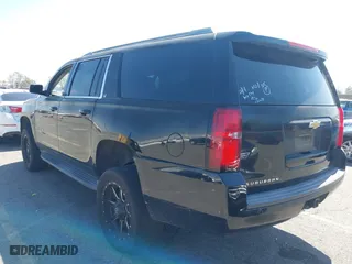 2015 Chevrolet Suburban LT with VIN 1GNSCJKC2FR281629, listed as a IAAI auction lot 41849300 with 133,842 mi miles. Bid and sale history available at carsss.com. Image 6.