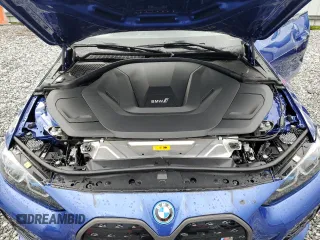 2024 BMW i4 M50 z VIN WBY33AW00RFS45178, wystawiony jako Copart lot #46379085 z przebiegiem Nie podano mil oraz Nie do naprawy • Non repairable. Historia ofert i sprzedaży dostępna na DreamBid. Obrazek 12.