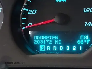 2007 Chevrolet Monte Carlo LT z VIN 2G1WK15K979357013, wystawiony jako IAAI lot #42096520 z przebiegiem 203 172 mil mil oraz . Historia ofert i sprzedaży dostępna na DreamBid. Obrazek 15.