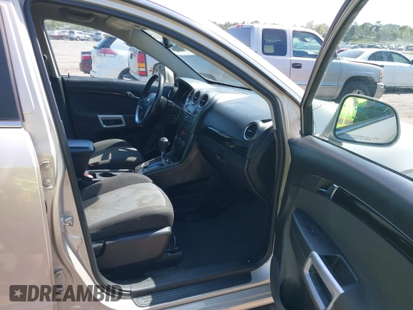 2013 Chevrolet Captiva Sport LT with VIN 3GNAL3EK4DS557197, listed as a IAAI auction lot 42011329 with 164,539 mi miles and . Bid and sale history available at carsss.com. Image 5.