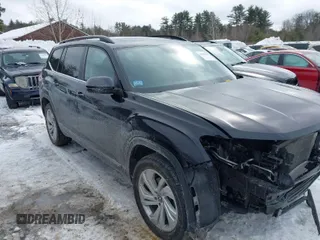 2023 Volkswagen Atlas SE z VIN 1V2KR2CA9PC502284, wystawiony jako IAAI lot #41614137 z przebiegiem 19 122 mil mil oraz . Historia ofert i sprzedaży dostępna na DreamBid. Obrazek 1.