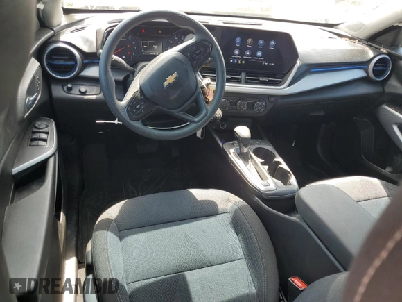 2025 Chevrolet Trax LS with VIN KL77LFEP6SC125131, listed as a Copart auction lot 50564795 with 9,460 mi miles and Salvage Title. Bid and sale history available at DreamBid. Image 8.
