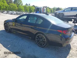 2021 BMW 5 Series 540i z VIN WBA53BJ04MWX00840, wystawiony jako IAAI lot #42056206 z przebiegiem 33 486 mil mil oraz . Historia ofert i sprzedaży dostępna na DreamBid. Obrazek 3.