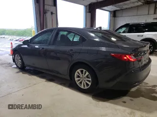 2025 Toyota Camry LE z VIN 4T1DAACK9SU506208, wystawiony jako Copart lot #56706605 z przebiegiem 17 651 mil mil oraz Szkoda całkowita • Salvage title. Historia ofert i sprzedaży dostępna na DreamBid. Obrazek 2.