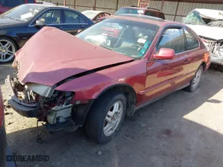 1996 Honda Accord Cpe EX with VIN 1HGCD725XTA029122, listed as a IAAI auction lot 41860193 with 301,004 mi miles. Bid and sale history available at carsss.com. Image 2.