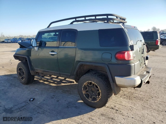 2011 Toyota FJ Cruiser with VIN JTEBU4BF2BK100609, listed as a Copart auction lot 88674455 with 0 mi miles and Salvage Title. Bid and sale history available at carsss.com. Image 2.