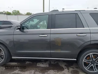 2021 Ford Expedition Limited with VIN 1FMJU2AT4MEA53527, listed as a IAAI auction lot 41895106 with 81,128 mi miles and . Bid and sale history available at DreamBid. Image 15.