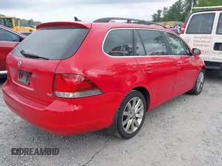 2014 Volkswagen Jetta TDI with VIN 3VWPL7AJ0EM615574, listed as a IAAI auction lot 42275159 with 139,938 mi miles and . Bid and sale history available at DreamBid. Image 4.