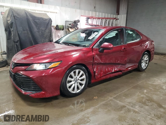 2019 Toyota Camry LE with VIN 4T1B11HK2KU735894, listed as a Copart auction lot 47991085 with 220,362 mi miles and Salvage Title. Bid and sale history available at carsss.com. Image 1.