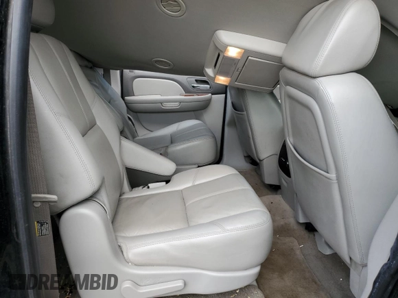 2007 Chevrolet Suburban LTZ with VIN 3GNFK16377G177721, listed as a Copart auction lot 66013204 with 226,713 mi miles and Clean Title. Bid and sale history available at carsss.com. Image 11.