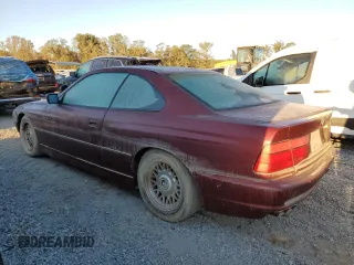1993 BMW 8 Series z VIN WBAEG232XPCB75035, wystawiony jako Copart lot #76370254 z przebiegiem Nie podano mil oraz Nie do naprawy • Non repairable. Historia ofert i sprzedaży dostępna na DreamBid. Obrazek 2.