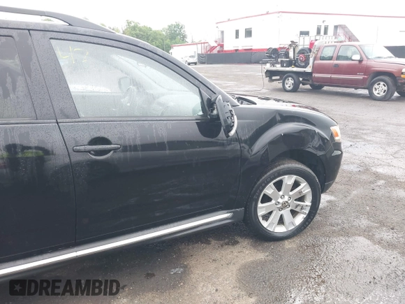 2010 Mitsubishi Outlander SE with VIN JA4AS3AW8AZ005036, listed as a IAAI auction lot 42184336 with 224,226 mi miles and . Bid and sale history available at DreamBid. Image 6.