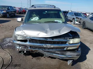 2004 Chevrolet Tahoe LT with VIN 1GNEC13ZX4J108596, listed as a IAAI auction lot 41612043 with 1 mi miles. Bid and sale history available at carsss.com. Image 6.