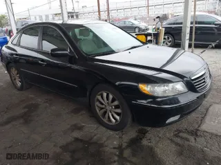 2006 Hyundai Azera SE with VIN KMHFC46F36A087296, listed as a IAAI auction lot 41870253 with NaN miles. Bid and sale history available at carsss.com. Image 1.