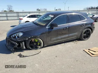 2015 Porsche Macan S with VIN WP1AB2A50FLB62561, listed as a Copart auction lot 46398925 with 90,180 mi miles and Salvage Title. Bid and sale history available at carsss.com. Image 1.