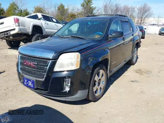 2012 GMC Terrain SLT-1 with VIN 2GKFLVE53C6146153, listed as a IAAI auction lot 41673119 with 207,699 mi miles. Bid and sale history available at carsss.com. Image 2.