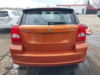 2011 Dodge Caliber Mainstreet z VIN 1B3CB3HA6BD262107, wystawiony jako IAAI lot #41663951 z przebiegiem 121 324 mil mil oraz . Historia ofert i sprzedaży dostępna na DreamBid. Obrazek 17.