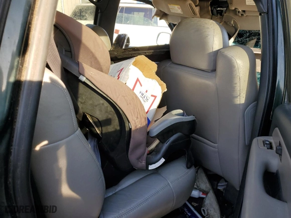2001 Chevrolet Tahoe LT with VIN 1GNEK13T41J219414, listed as a Copart auction lot 44401445 with 0 mi miles and Non Repairable. Bid and sale history available at carsss.com. Image 10.