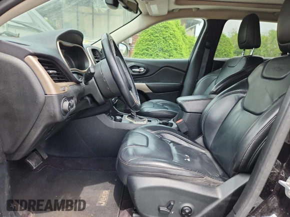 2017 Jeep Cherokee High Altitude z VIN 1C4PJMDS7HW637720, wystawiony jako Copart lot #62146695 z przebiegiem 152 363 mil mil oraz Czysty tytuł • Clean title. Historia ofert i sprzedaży dostępna na DreamBid. Obrazek 7.