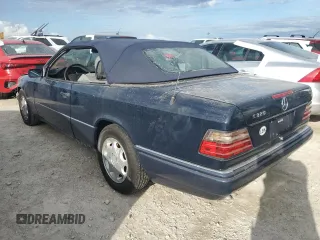 1994 Mercedes-Benz E Class with VIN WDBEA66EXRC086128, listed as a Copart auction lot 74996054 with 0 mi miles and Salvage Title. Bid and sale history available at carsss.com. Image 2.
