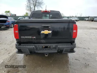 2020 Chevrolet Colorado 4WD Z71 z VIN 1GCGTDEN6L1138531, wystawiony jako Copart lot #53036775 z przebiegiem Nie podano mil oraz Szkoda całkowita • Salvage title. Historia ofert i sprzedaży dostępna na DreamBid. Obrazek 6.