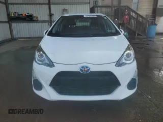 2016 Toyota Prius One z VIN JTDKDTB37G1125328, wystawiony jako Copart lot #53269985 z przebiegiem 86 924 mil mil oraz Czysty tytuł • Clean title. Historia ofert i sprzedaży dostępna na DreamBid. Obrazek 5.