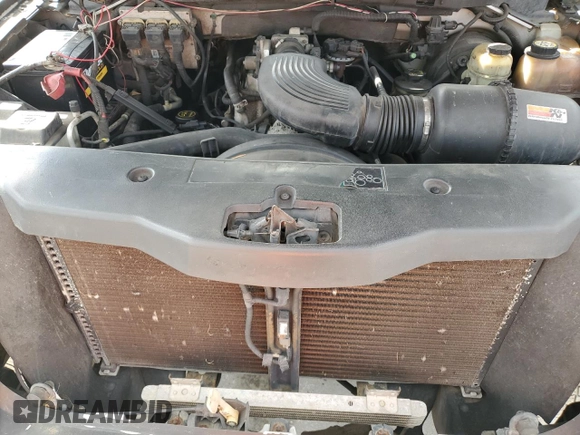 2004 Ford F-150 XL with VIN 1FTRF12W44NA16188, listed as a Copart auction lot 47353185 with 253,561 mi miles and Non Repairable. Bid and sale history available at carsss.com. Image 11.