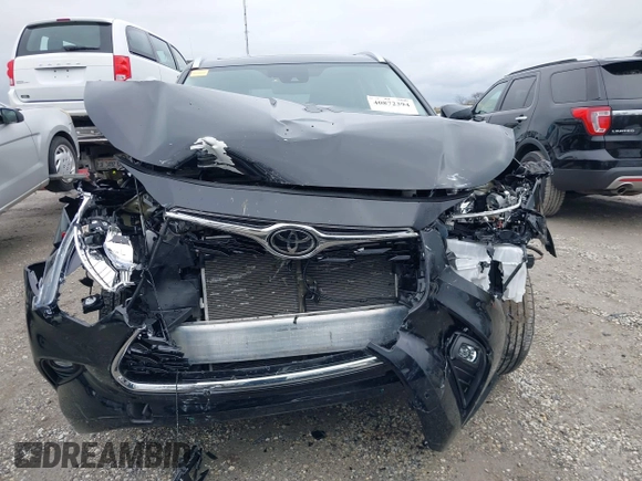 2023 Toyota Highlander L with VIN 5TDKDRAH5PS041799, listed as a IAAI auction lot 40872394 with 18,641 mi miles and . Bid and sale history available at DreamBid. Image 6.