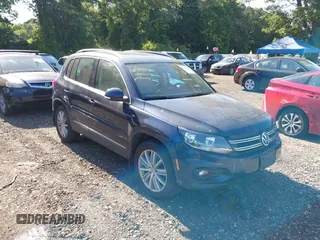 2013 Volkswagen Tiguan SE with VIN WVGBV7AXXDW547581, listed as a IAAI auction lot 42797480 with 136,538 mi miles and . Bid and sale history available at DreamBid. Image 1.