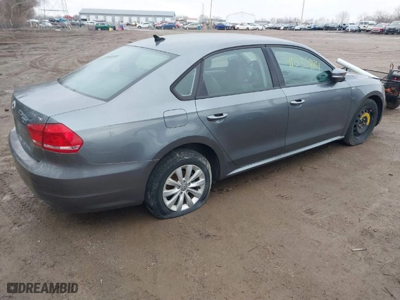 2014 Volkswagen Passat Wolfsburg Ed with VIN 1VWAT7A37EC100581, listed as a IAAI auction lot 41535884 with 119,169 mi miles. Bid and sale history available at carsss.com. Image 4.