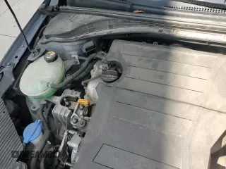 2019 Hyundai Ioniq Blue с VIN KMHC65LC3KU129551, выставлен на аукционе Copart как лот 84617535 с пробегом 107 031 миль миль и Списание • Salvage title. История ставок и продаж доступна на DreamBid. Изображение 13.