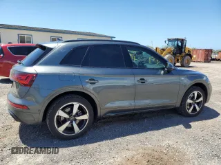 2023 Audi Q5 S line Prestige with VIN WA1FAAFY3P2055352, listed as a Copart auction lot 48815035 with 17,863 mi miles and Salvage title. Bid and sale history available at DreamBid. Image 3.