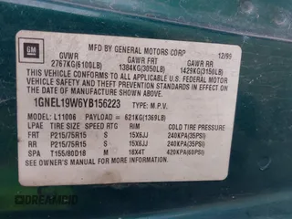 2000 Chevrolet Astro with VIN 1GNEL19W6YB156223, listed as a IAAI auction lot 41929128 with 149,052 mi miles. Bid and sale history available at carsss.com. Image 9.