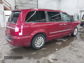 2014 Chrysler Town & Country Limited z VIN 2C4RC1GG2ER453993, wystawiony jako IAAI lot #41942877 z przebiegiem 181 701 mil mil oraz . Historia ofert i sprzedaży dostępna na DreamBid. Obrazek 4.