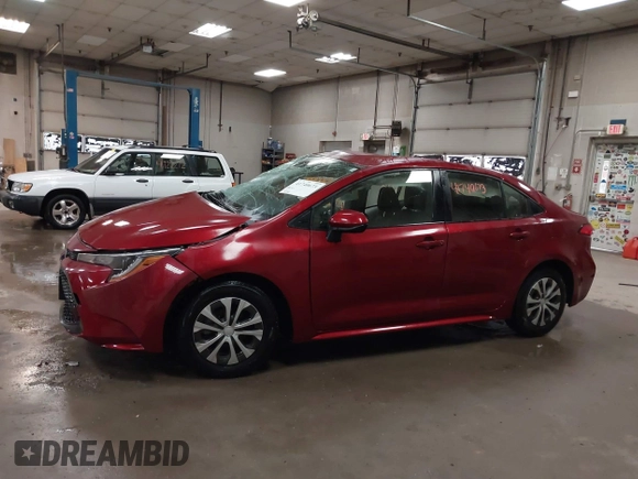 2022 Toyota Corolla Hybrid LE with VIN JTDEAMDE6NJ045669, listed as a IAAI auction lot 41740673 with 37,188 mi miles. Bid and sale history available at carsss.com. Image 16.