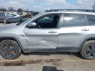 2016 Jeep Cherokee Latitude with VIN 1C4PJLCB3GW107402, listed as a IAAI auction lot 41505242 with 110,994 mi miles. Bid and sale history available at carsss.com. Image 14.