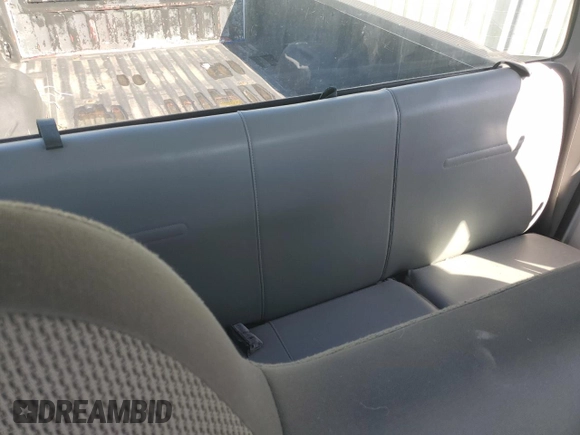 2006 Ford Super Duty F-250 XL with VIN 1FTSX21536EC15233, listed as a Copart auction lot 49955985 with 0 mi miles and Salvage Title. Bid and sale history available at carsss.com. Image 10.
