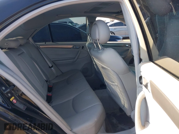 2004 Mercedes-Benz C 230 Kompressor with VIN WDBRF40J84A634936, listed as a IAAI auction lot 41367075 with 302,163 mi miles and . Bid and sale history available at DreamBid. Image 8.