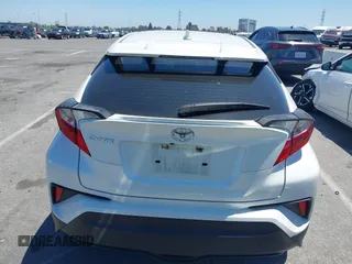 2019 Toyota C-HR XLE z VIN JTNKHMBX2K1049065, wystawiony jako IAAI lot #42226727 z przebiegiem 63 818 mil mil oraz . Historia ofert i sprzedaży dostępna na DreamBid. Obrazek 17.